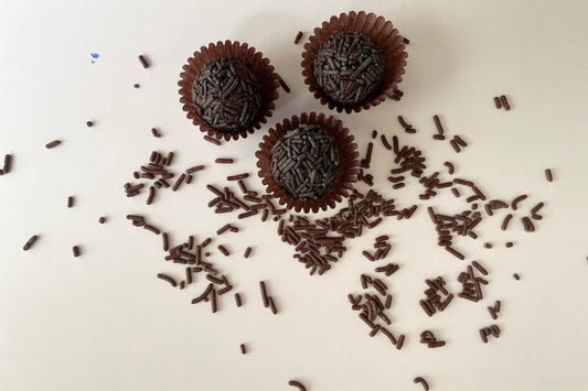 Box with 30 brigadeiros - 1 flavor